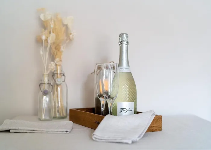 Stowaways Loft * Whitby